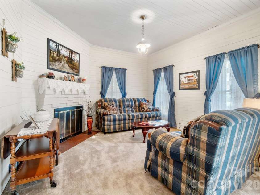 9350 US Highway 52 Highway, Wadesboro, NC 28170.  MLS# CAR4395029, YatesRealty ID 31511. 