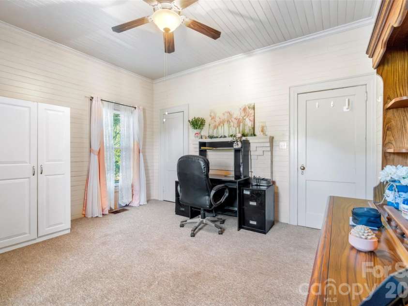9350 US Highway 52 Highway, Wadesboro, NC 28170.  MLS# CAR4395029, YatesRealty ID 31511. 