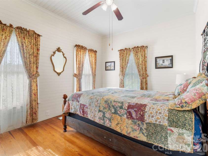 9350 US Highway 52 Highway, Wadesboro, NC 28170.  MLS# CAR4395029, YatesRealty ID 31511. 