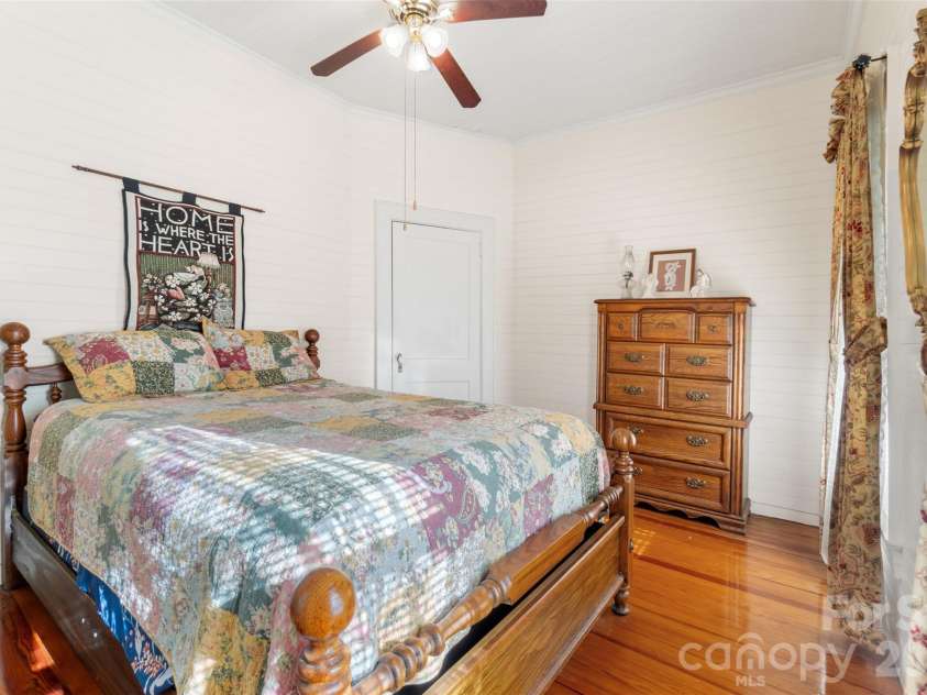 9350 US Highway 52 Highway, Wadesboro, NC 28170.  MLS# CAR4395029, YatesRealty ID 31511. 
