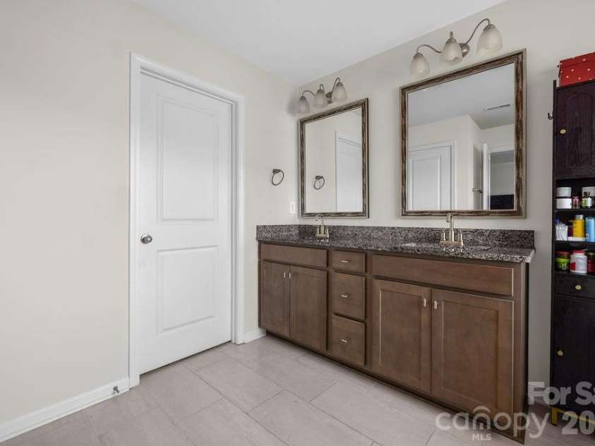 8137 Warford Little Road, Denver, NC 28037.  MLS# CAR4395102, YatesRealty ID 31513. 