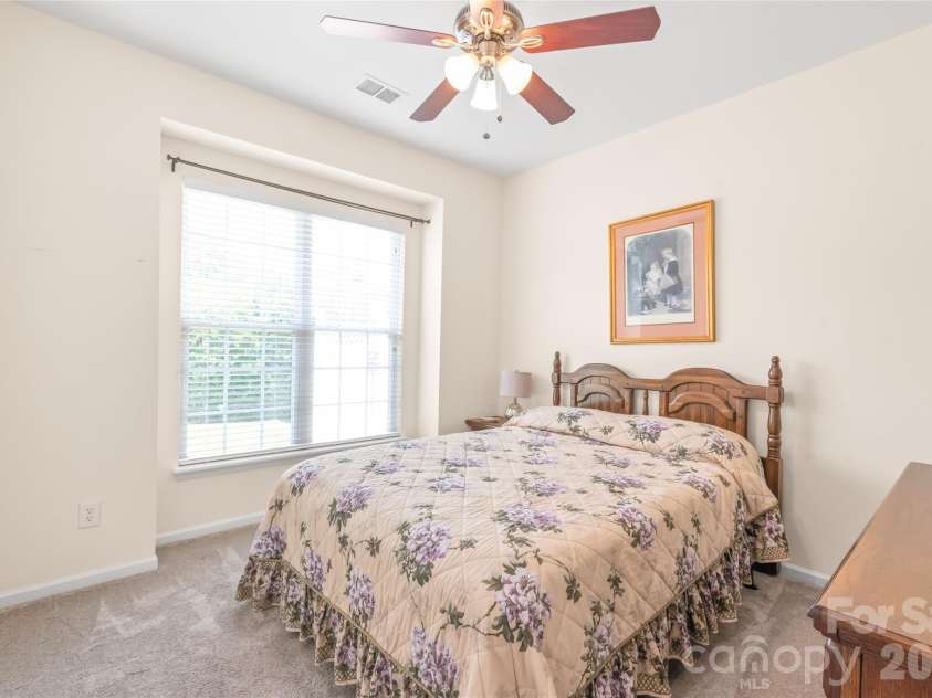 9205 Duckhorn Drive, Charlotte, NC 28277.  MLS# CAR4395320, YatesRealty ID 31517. 