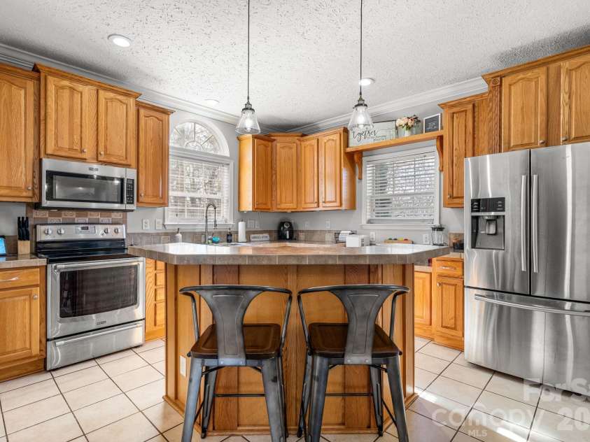 2533 Lail Road, Morganton, NC 28655.  MLS# CAR4396511, YatesRealty ID 3152. 