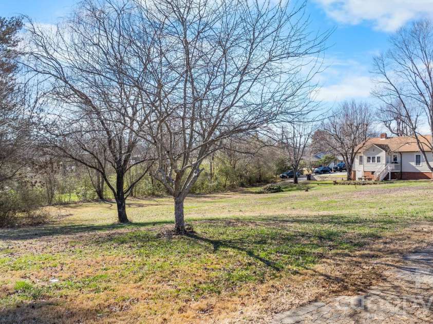 2533 Lail Road, Morganton, NC 28655.  MLS# CAR4396511, YatesRealty ID 3152. 