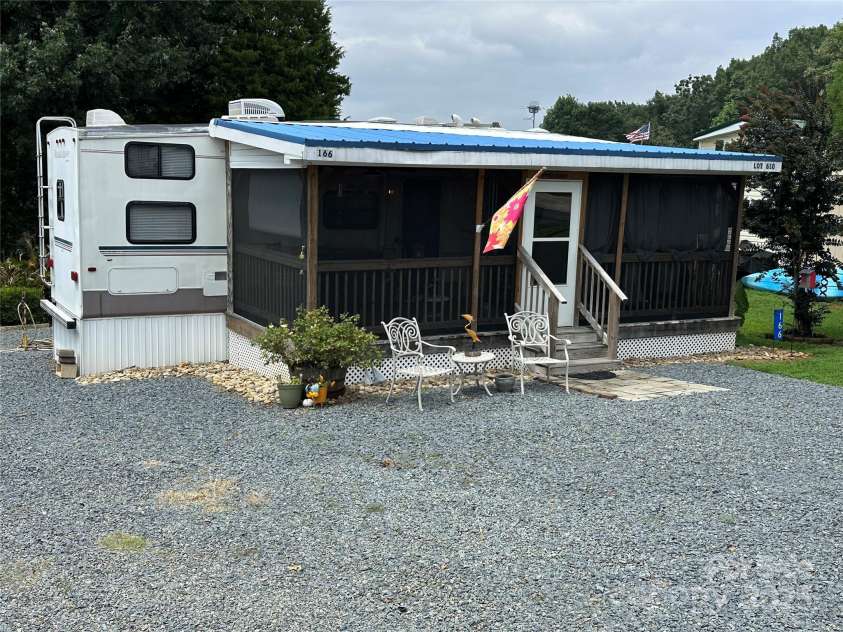 166 Cardinal Avenue, New London, NC 28127.  MLS# CAR4289140, YatesRealty ID 31522. 