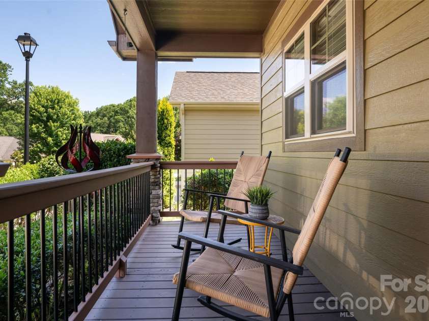 17 Asher Lane, Arden, NC 28704.  MLS# CAR4395177, YatesRealty ID 31522. 