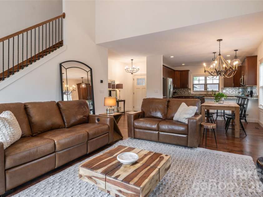 17 Asher Lane, Arden, NC 28704.  MLS# CAR4395177, YatesRealty ID 31522. 