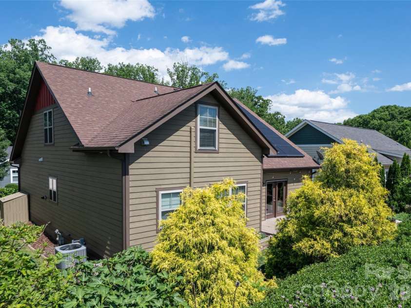 17 Asher Lane, Arden, NC 28704.  MLS# CAR4395177, YatesRealty ID 31522. 