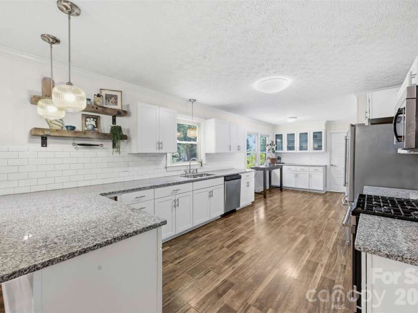 4022 Lynn Circle, Shelby, NC 28152.  MLS# CAR4395217, YatesRealty ID 31523. 