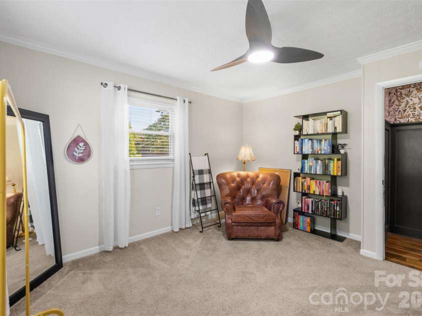 4022 Lynn Circle, Shelby, NC 28152.  MLS# CAR4420992, YatesRealty ID 31523. 