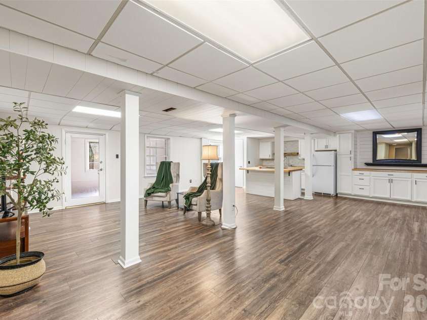 4022 Lynn Circle, Shelby, NC 28152.  MLS# CAR4420992, YatesRealty ID 31523. 