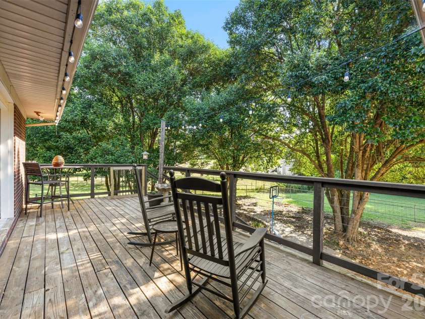 4022 Lynn Circle, Shelby, NC 28152.  MLS# CAR4420992, YatesRealty ID 31523. 