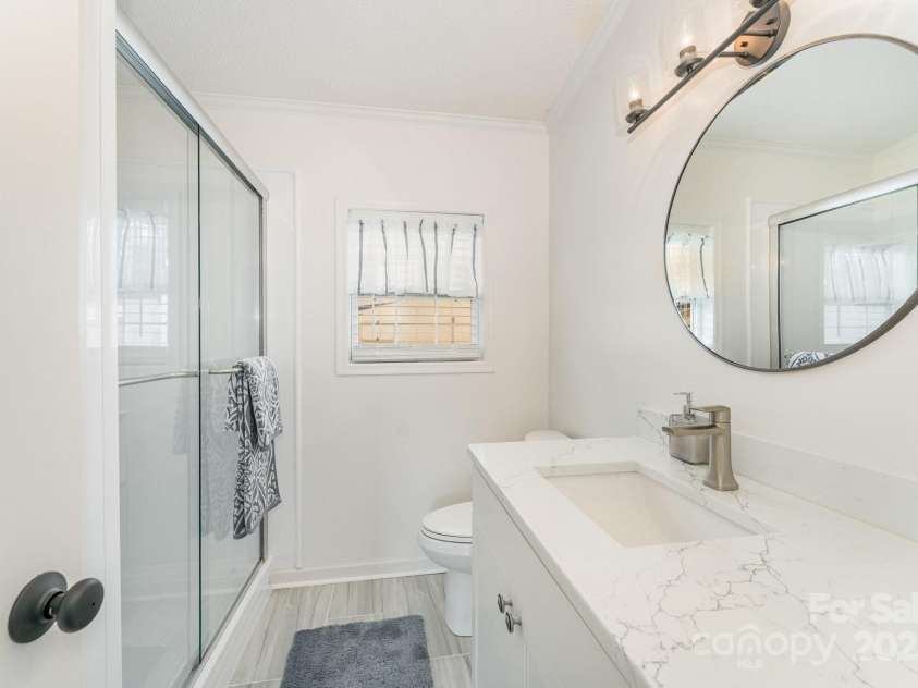 102 Scenic View Lane, New London, NC 28127.  MLS# CAR4289124, YatesRealty ID 31526. 