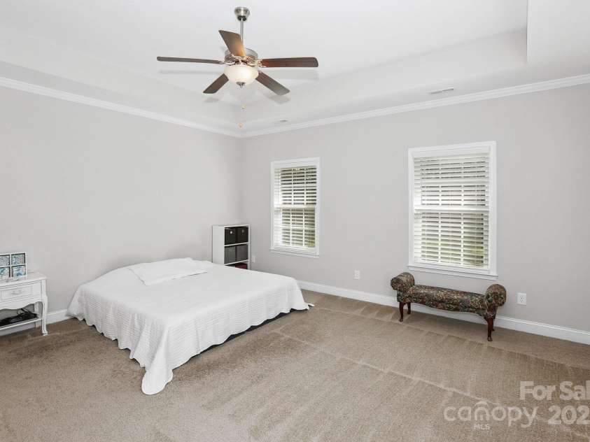 1648 Williamsburg Drive, Rock Hill, SC 29732.  MLS# CAR4312572, YatesRealty ID 3153. 