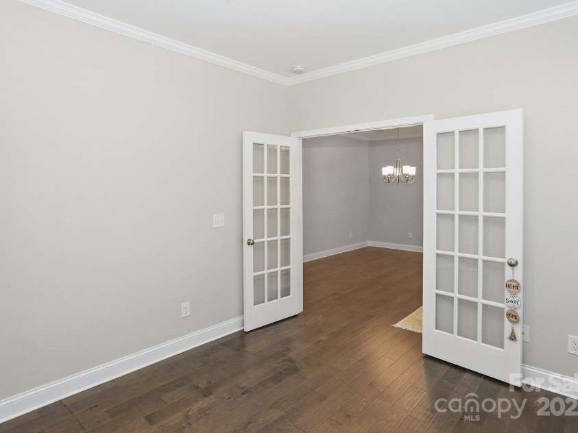 1648 Williamsburg Drive, Rock Hill, SC 29732.  MLS# CAR4312572, YatesRealty ID 3153. 