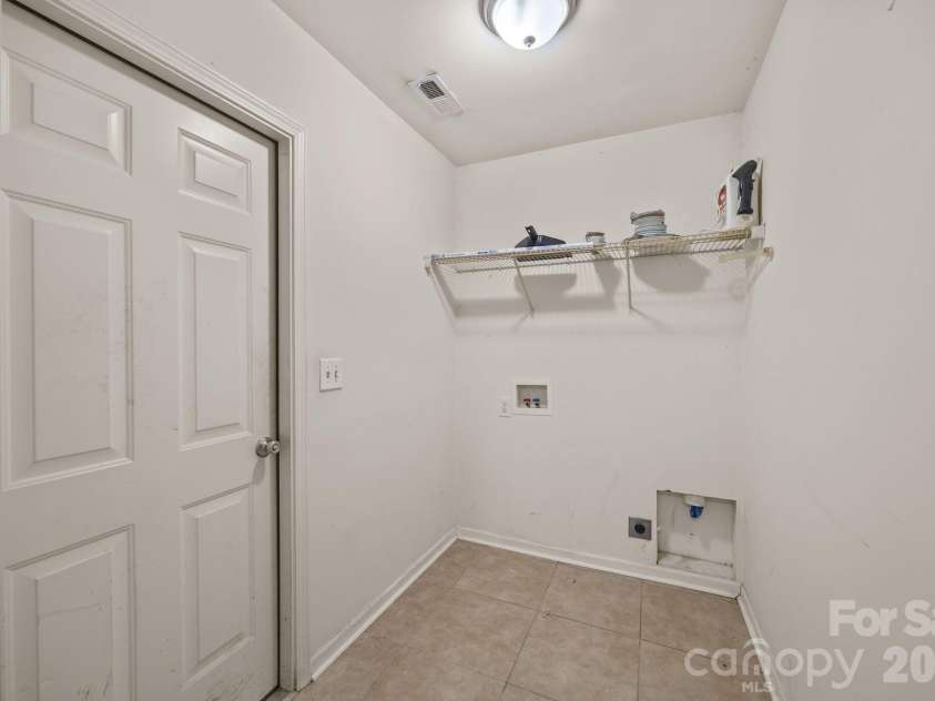 249 Shumaker Drive, Statesville, NC 28625.  MLS# CAR4349822, YatesRealty ID 3153. 