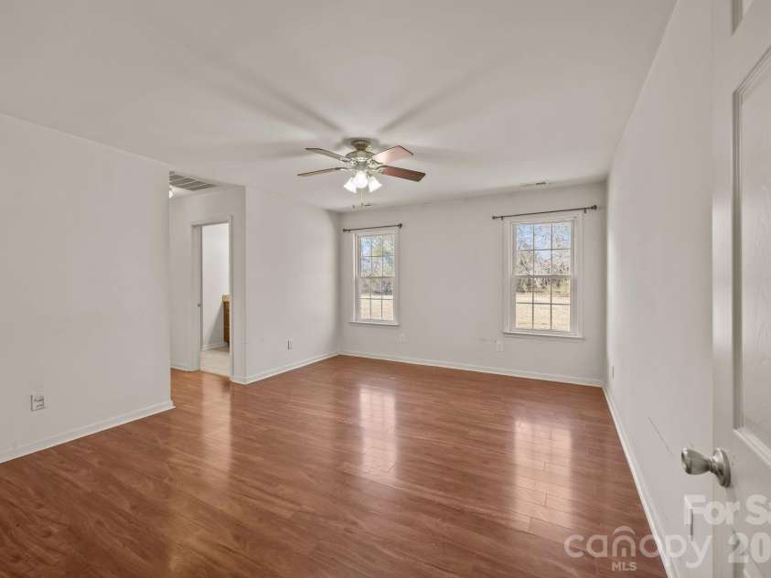 249 Shumaker Drive, Statesville, NC 28625.  MLS# CAR4349822, YatesRealty ID 3153. 