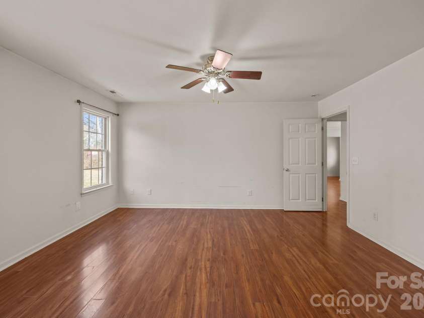 249 Shumaker Drive, Statesville, NC 28625.  MLS# CAR4349822, YatesRealty ID 3153. 