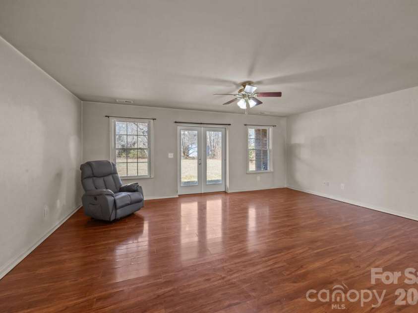 249 Shumaker Drive, Statesville, NC 28625.  MLS# CAR4349822, YatesRealty ID 3153. 