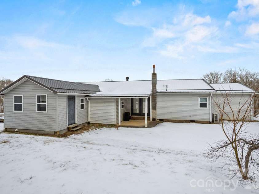 4855 Talley Road, Walkertown, NC 27051.  MLS# CAR4395476, YatesRealty ID 31531. 