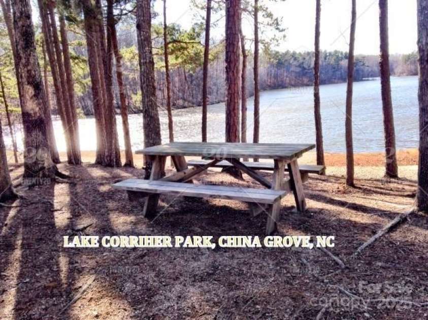 1075 Lake Wright Road, China Grove, NC 28023.  MLS# CAR4278354, YatesRealty ID 31532. 4 minutes to Corriher Lake Park with walking trails & fishing.