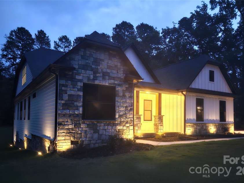 1075 Lake Wright Road, China Grove, NC 28023.  MLS# CAR4278354, YatesRealty ID 31532. 