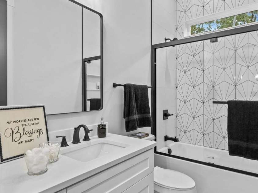 1075 Lake Wright Road, China Grove, NC 28023.  MLS# CAR4278354, YatesRealty ID 31532. Bath 2 with tiled shower.