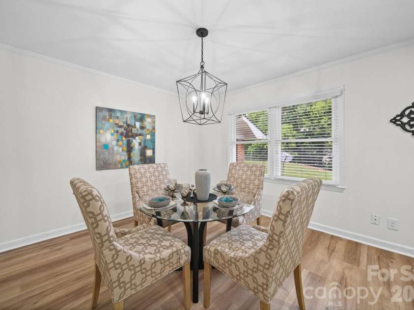 525 Julia Avenue, Belmont, NC 28012.  MLS# CAR4395543, YatesRealty ID 31533. 