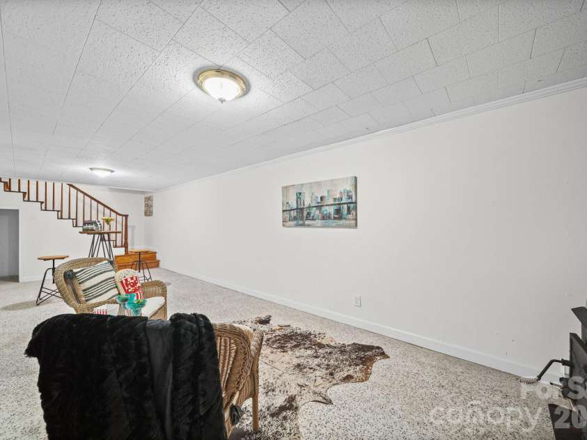 525 Julia Avenue, Belmont, NC 28012.  MLS# CAR4395543, YatesRealty ID 31533. 