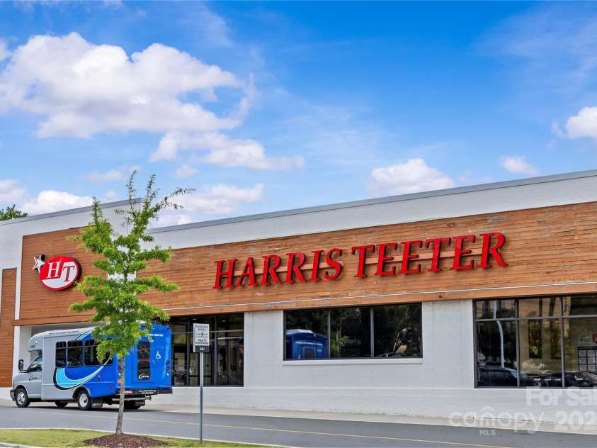 301 Wakefield Drive, Charlotte, NC 28209.  MLS# CAR4285273, YatesRealty ID 31534. PRSC - Harris Teeter grocery store