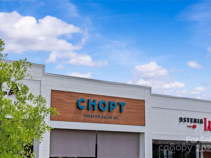 301 Wakefield Drive, Charlotte, NC 28209.  MLS# CAR4285273, YatesRealty ID 31534. PRSC - restaurants