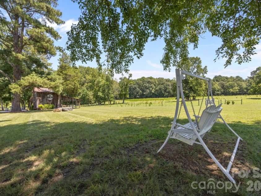 9256 US Highway 311 Highway, Archdale, NC 27263.  MLS# CAR4395559, YatesRealty ID 31534. 