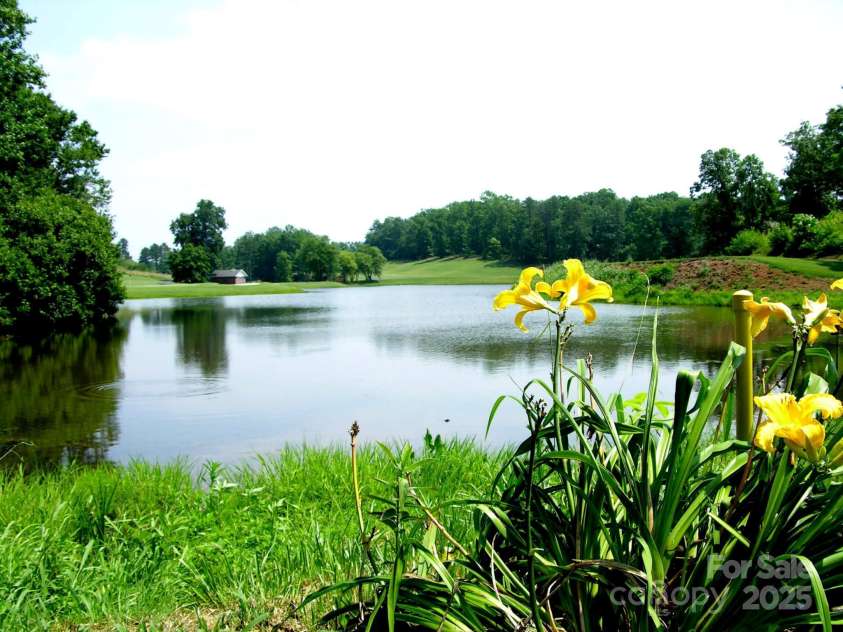 4035 Wandering Lane, Hickory, NC 28601.  MLS# CAR4289807, YatesRealty ID 31537. 