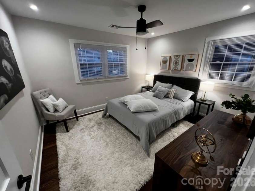 523 Kenlough Drive, Charlotte, NC 28209.  MLS# CAR4395390, YatesRealty ID 31537. 