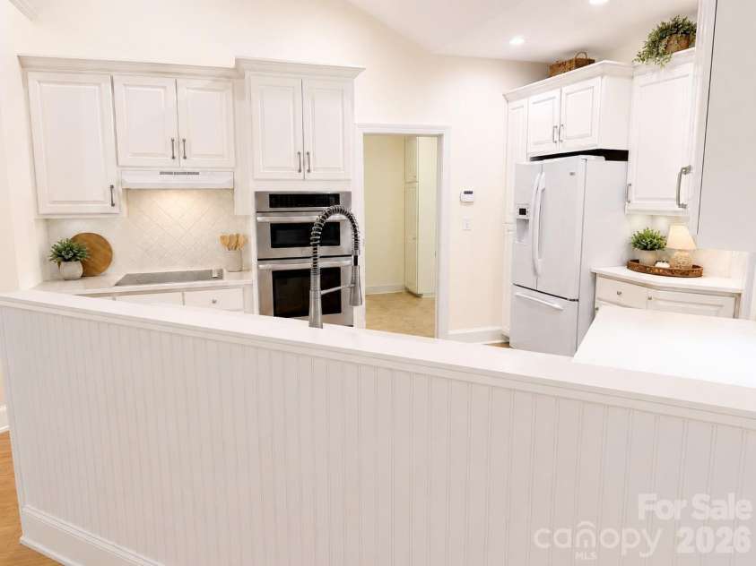 246 Canvasback Road, Mooresville, NC 28117.  MLS# CAR4395585, YatesRealty ID 31539. Decorations added virtually