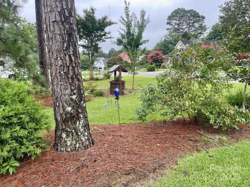 417 Oxford Road, Lexington, SC 29072.  MLS# CAR4324444, YatesRealty ID 3154. 