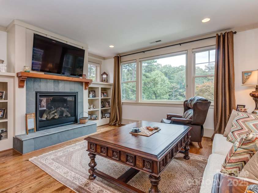 18321 Rosapenny Road, Charlotte, NC 28278.  MLS# CAR4290761, YatesRealty ID 31541. 