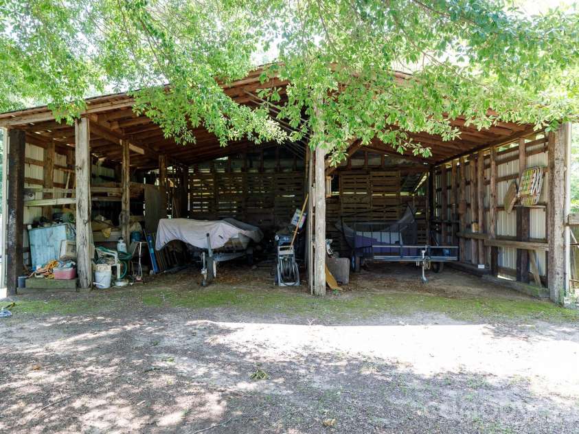 785 Hawthorne Road, Chester, SC 29706.  MLS# CAR4395060, YatesRealty ID 31542. 