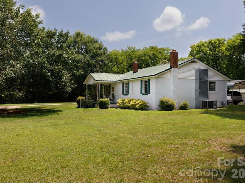 785 Hawthorne Road, Chester, SC 29706.  MLS# CAR4395060, YatesRealty ID 31542. 