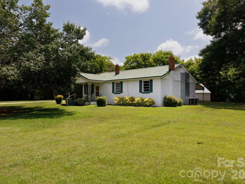 785 Hawthorne Road, Chester, SC 29706.  MLS# CAR4395060, YatesRealty ID 31542. 