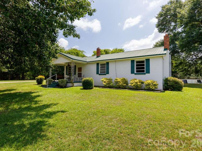 785 Hawthorne Road, Chester, SC 29706.  MLS# CAR4395060, YatesRealty ID 31542. 