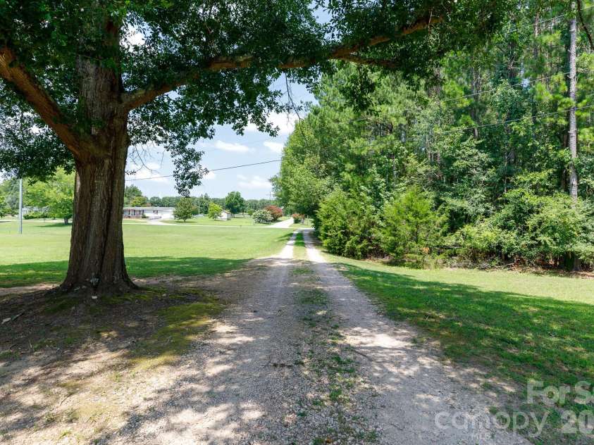 785 Hawthorne Road, Chester, SC 29706.  MLS# CAR4395060, YatesRealty ID 31542. 