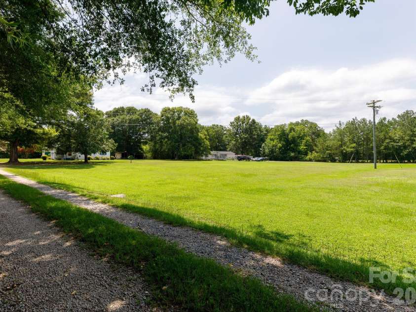 785 Hawthorne Road, Chester, SC 29706.  MLS# CAR4395060, YatesRealty ID 31542. 