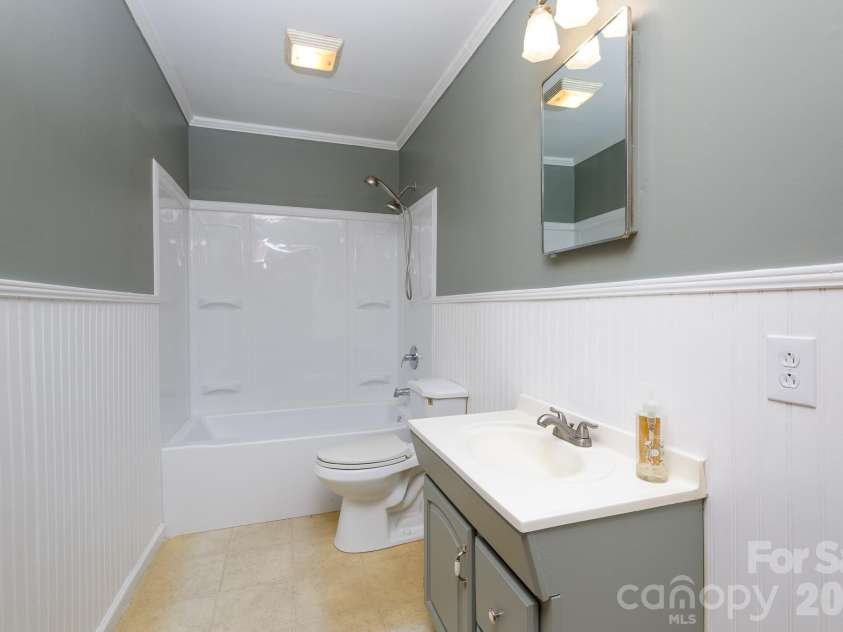 785 Hawthorne Road, Chester, SC 29706.  MLS# CAR4395060, YatesRealty ID 31542. 