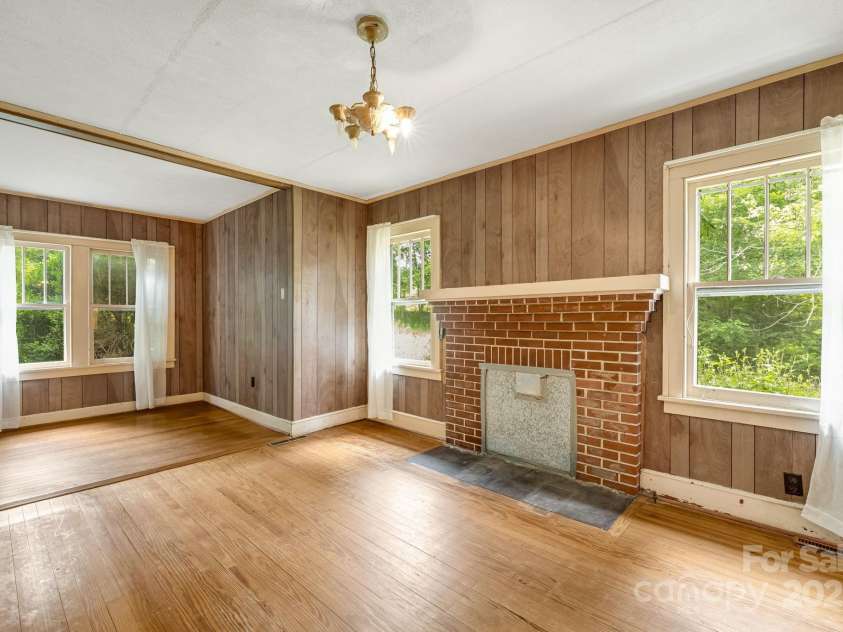 101 Eller Ford Road, Weaverville, NC 28787.  MLS# CAR4287431, YatesRealty ID 31543. 