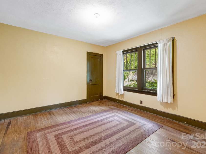 101 Eller Ford Road, Weaverville, NC 28787.  MLS# CAR4287431, YatesRealty ID 31543. 