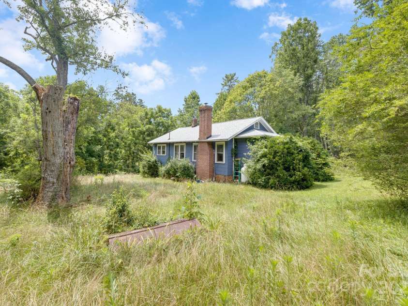 101 Eller Ford Road, Weaverville, NC 28787.  MLS# CAR4287431, YatesRealty ID 31543. 