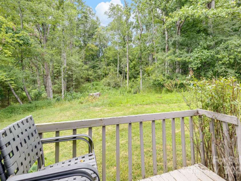 101 Eller Ford Road, Weaverville, NC 28787.  MLS# CAR4287431, YatesRealty ID 31543. 