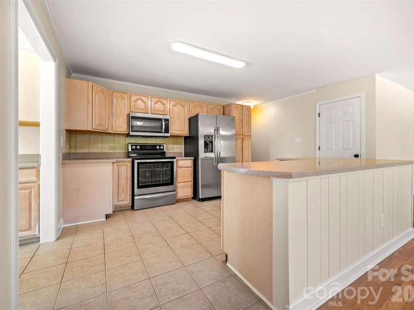 5732 Nc 9 Highway, Tryon, NC 28782.  MLS# CAR4395591, YatesRealty ID 31544. 