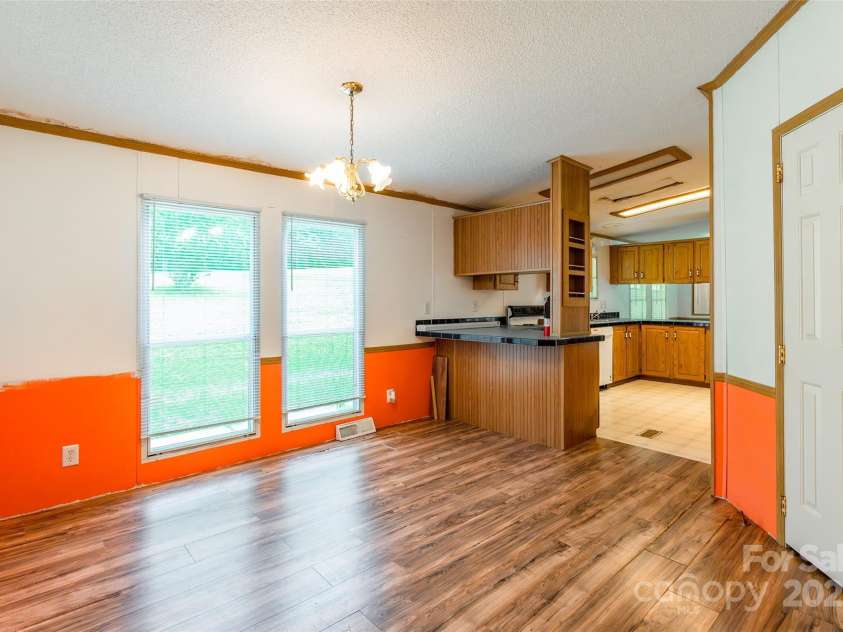 128 Scroggs Cemetery Road, Statesville, NC 28677.  MLS# CAR4284452, YatesRealty ID 31546. 